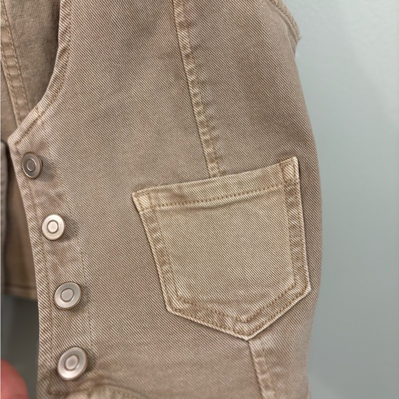 Tan Button-Up Vest - Picture 7 of 8
